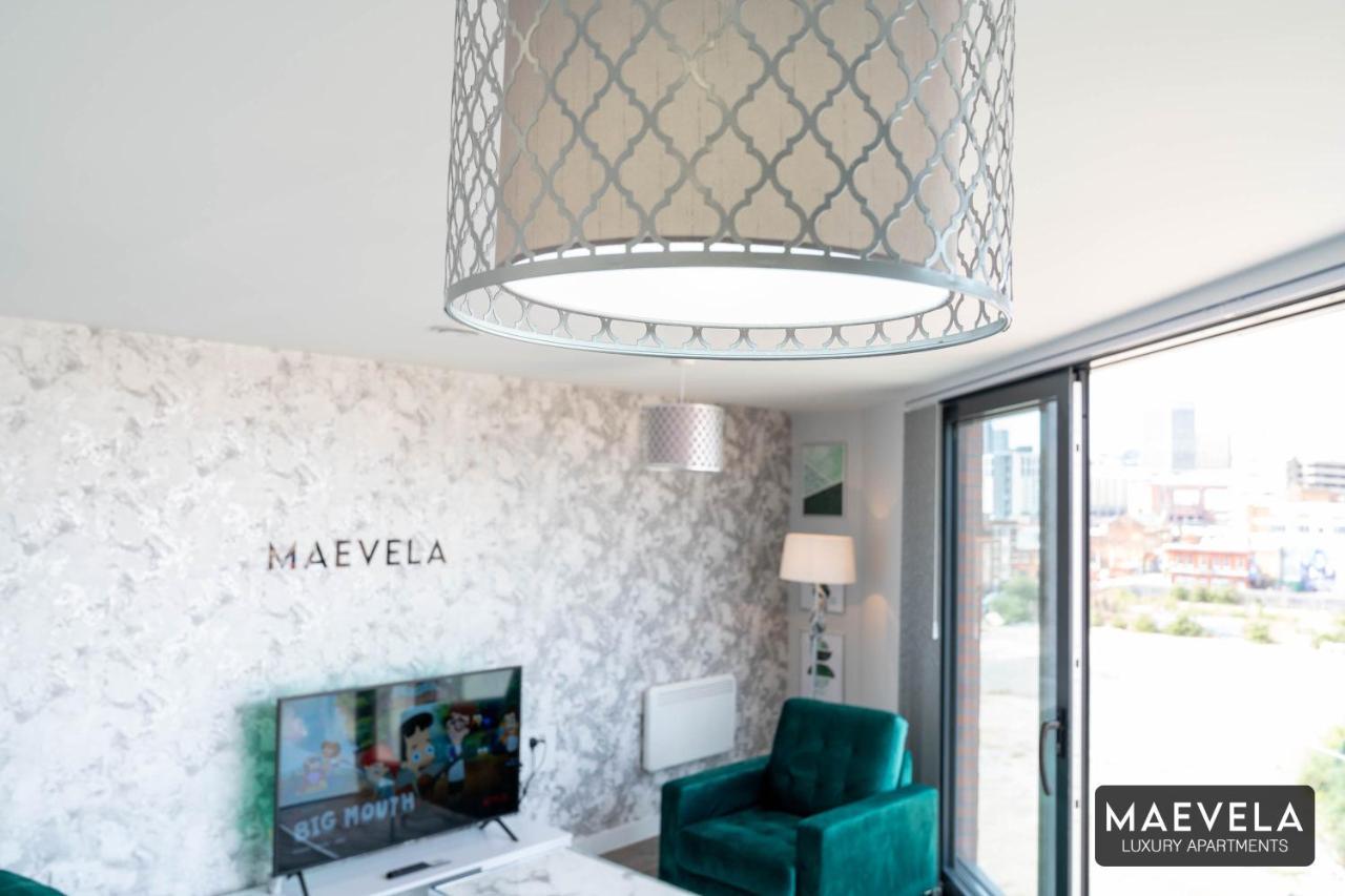 Maevela Apartments - Luxury Top Floor Penthouse - With Parking - 2 Bedroom New Build Apartment ✪ City Centre, Digbeth ✓ With Huge Patio Sliding Doors - City View - Rooftop Terrace - Ps4 & Smart Tv'S Birmingham Dış mekan fotoğraf