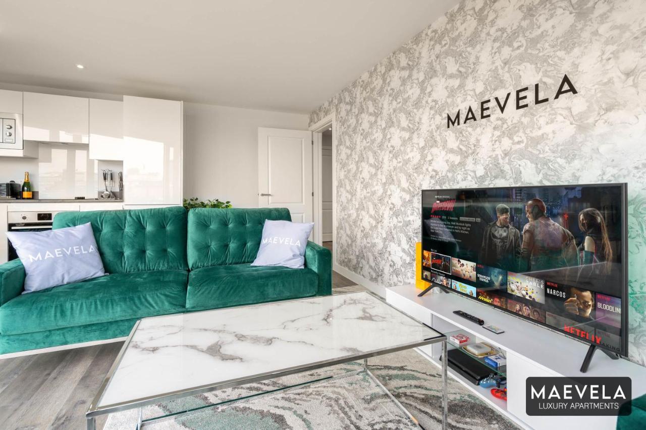 Maevela Apartments - Luxury Top Floor Penthouse - With Parking - 2 Bedroom New Build Apartment ✪ City Centre, Digbeth ✓ With Huge Patio Sliding Doors - City View - Rooftop Terrace - Ps4 & Smart Tv'S Birmingham Dış mekan fotoğraf