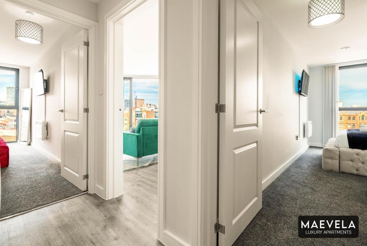 Maevela Apartments - Luxury Top Floor Penthouse - With Parking - 2 Bedroom New Build Apartment ✪ City Centre, Digbeth ✓ With Huge Patio Sliding Doors - City View - Rooftop Terrace - Ps4 & Smart Tv'S Birmingham Dış mekan fotoğraf