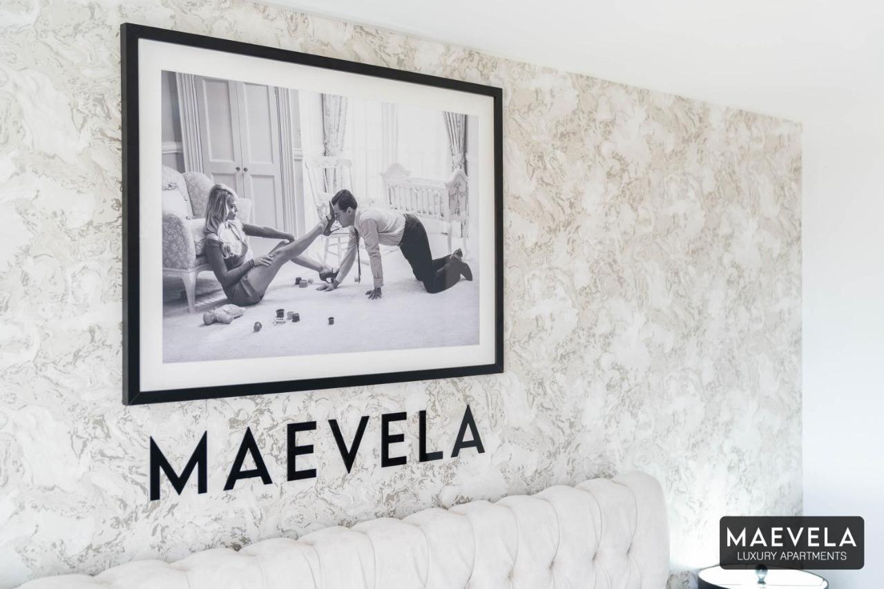 Maevela Apartments - Luxury Top Floor Penthouse - With Parking - 2 Bedroom New Build Apartment ✪ City Centre, Digbeth ✓ With Huge Patio Sliding Doors - City View - Rooftop Terrace - Ps4 & Smart Tv'S Birmingham Dış mekan fotoğraf